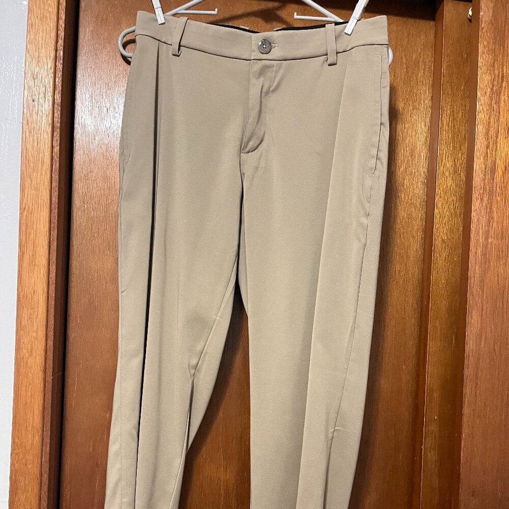Nike Dri-Fit Tan